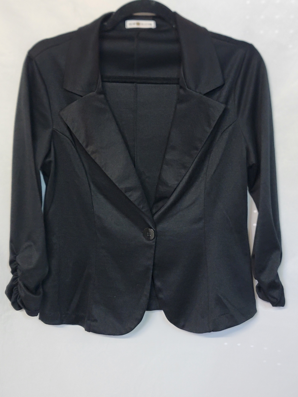 Classic Black Single-Button Women's Blazer